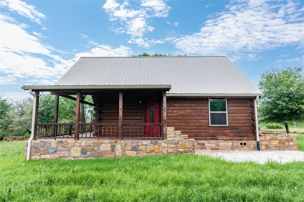 342 County Road 433 Mullin, TX 76864