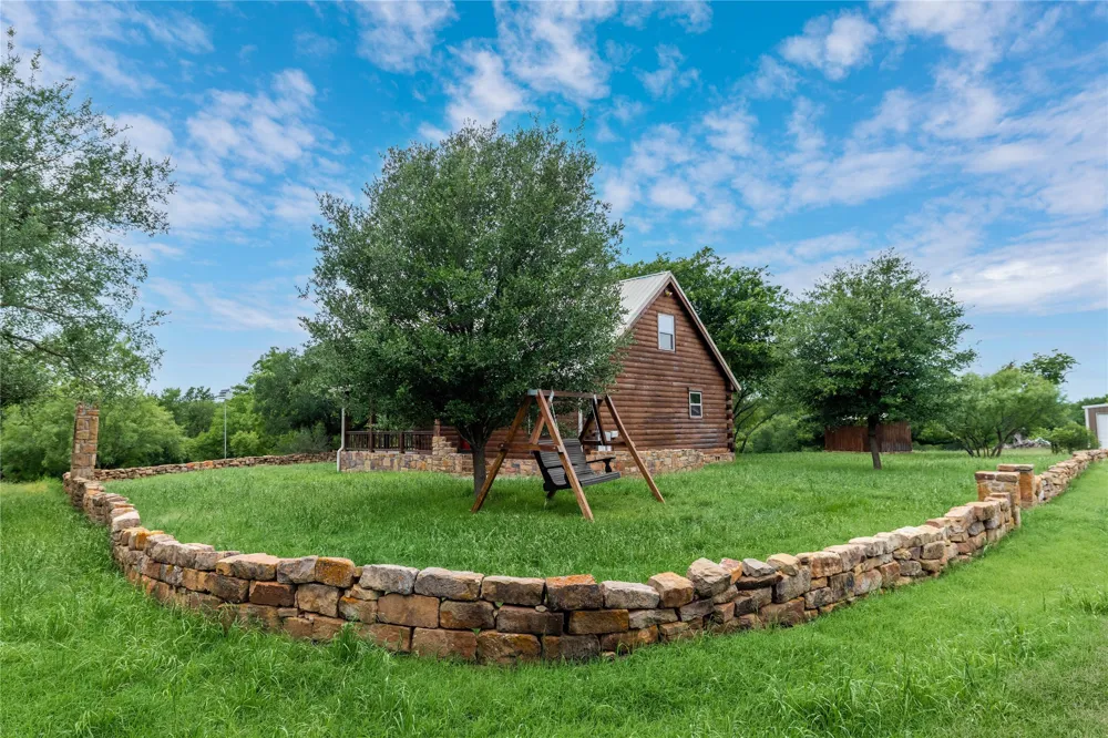 342 County Road 433 Mullin, TX 76864