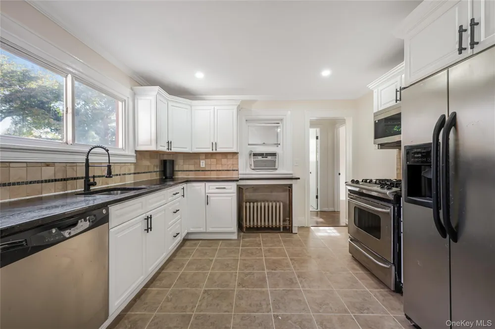 39 Hillcrest Road Hartsdale, NY 10530