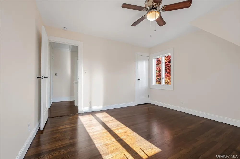 39 Hillcrest Road Hartsdale, NY 10530