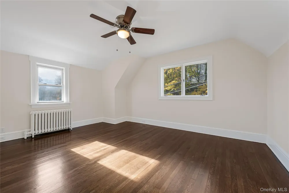 39 Hillcrest Road Hartsdale, NY 10530
