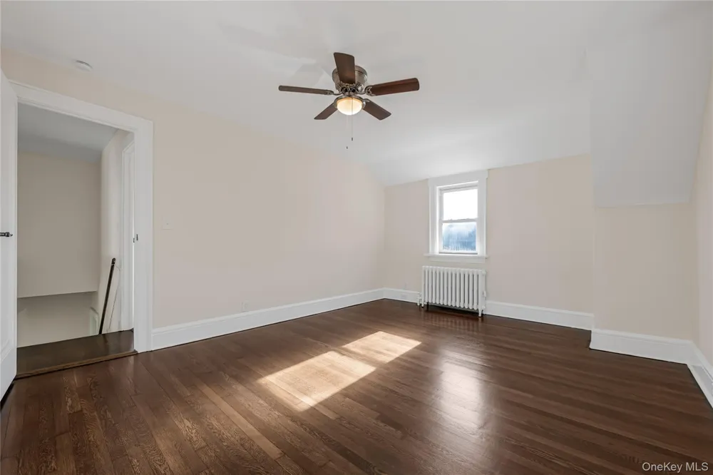 39 Hillcrest Road Hartsdale, NY 10530