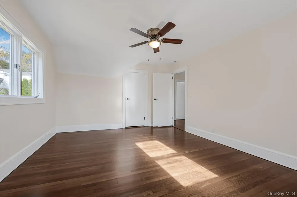 39 Hillcrest Road Hartsdale, NY 10530