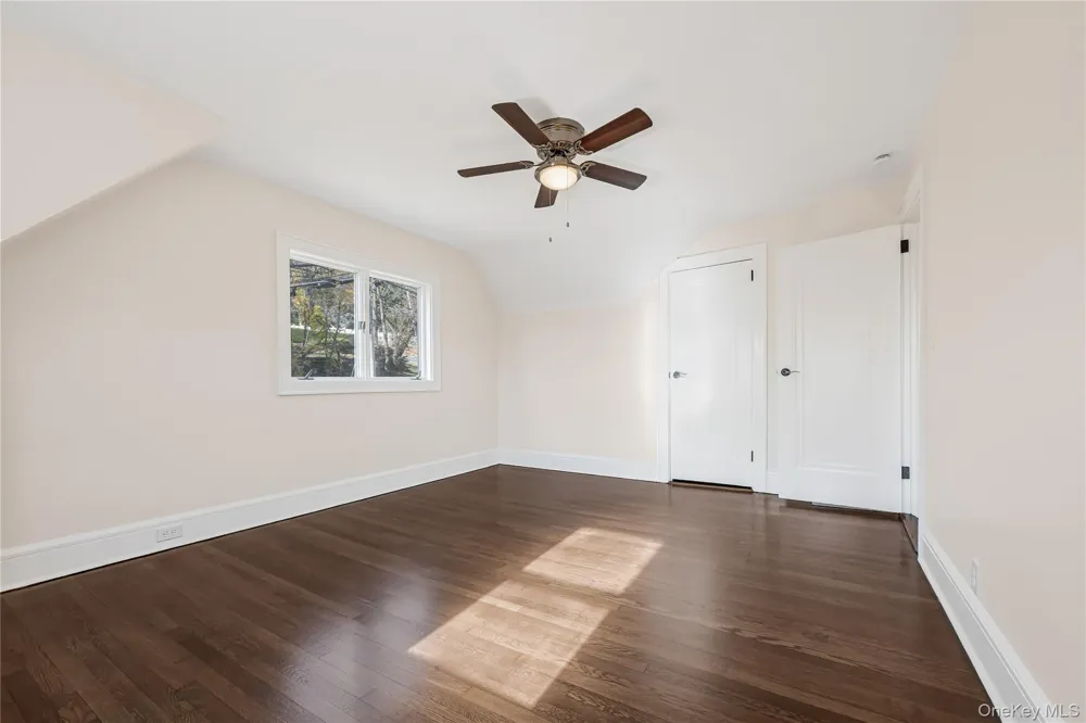 39 Hillcrest Road Hartsdale, NY 10530