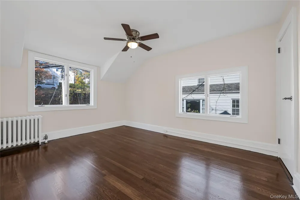 39 Hillcrest Road Hartsdale, NY 10530