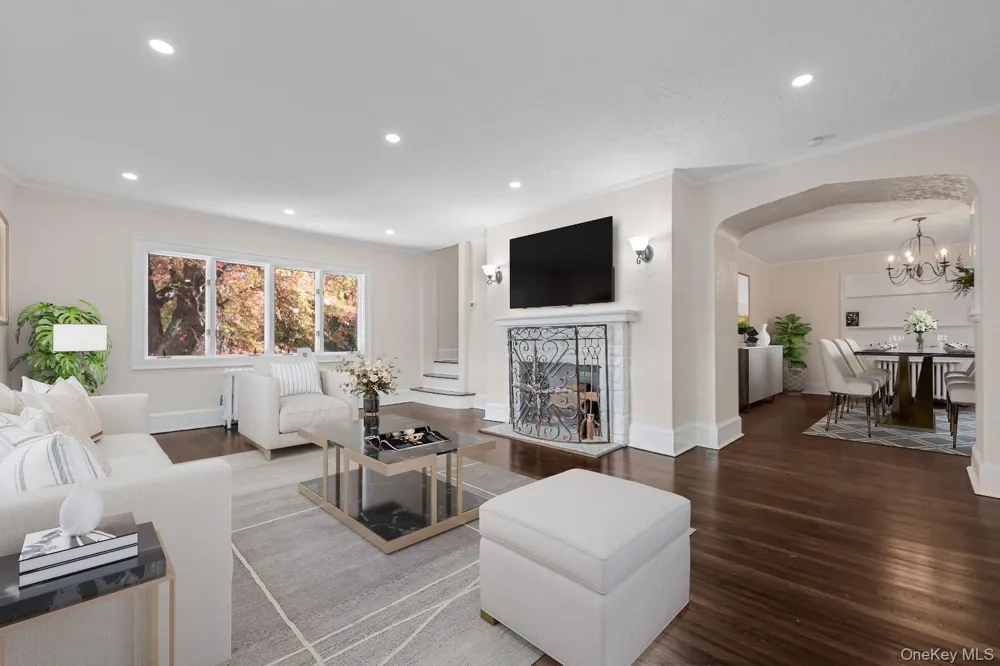 39 Hillcrest Road Hartsdale, NY 10530