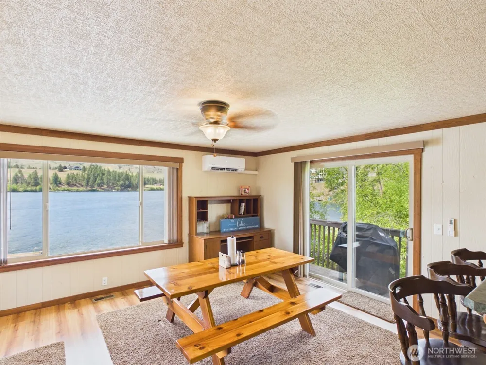 6 Marions Cove Road Republic, WA 99166