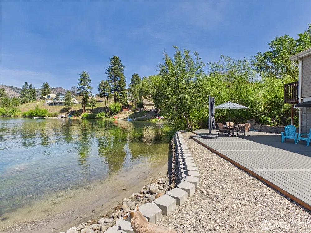 6 Marions Cove Road Republic, WA 99166