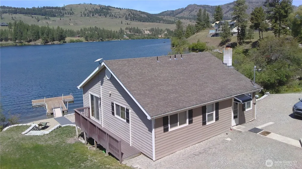 6 Marions Cove Road Republic, WA 99166