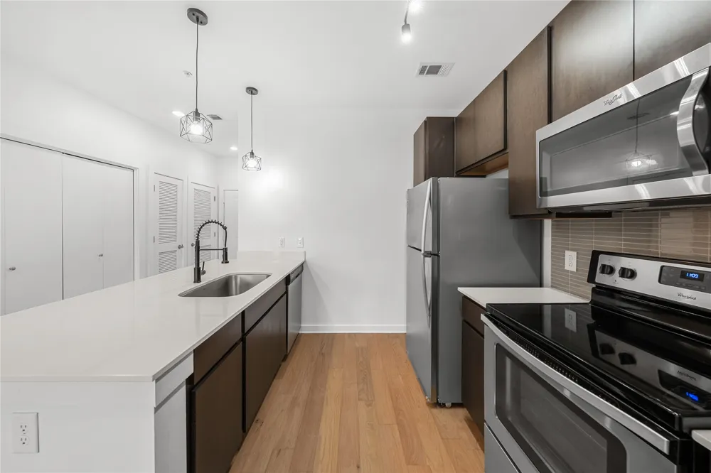 2505 Thornton Road #2306 Austin, TX 78704