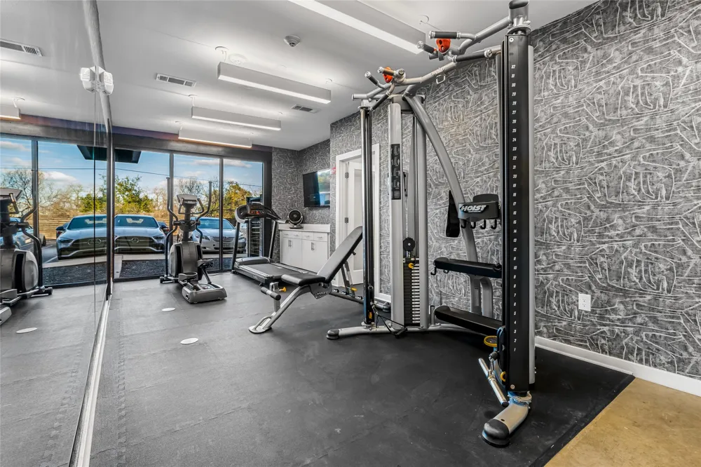 2505 Thornton Road #2306 Austin, TX 78704