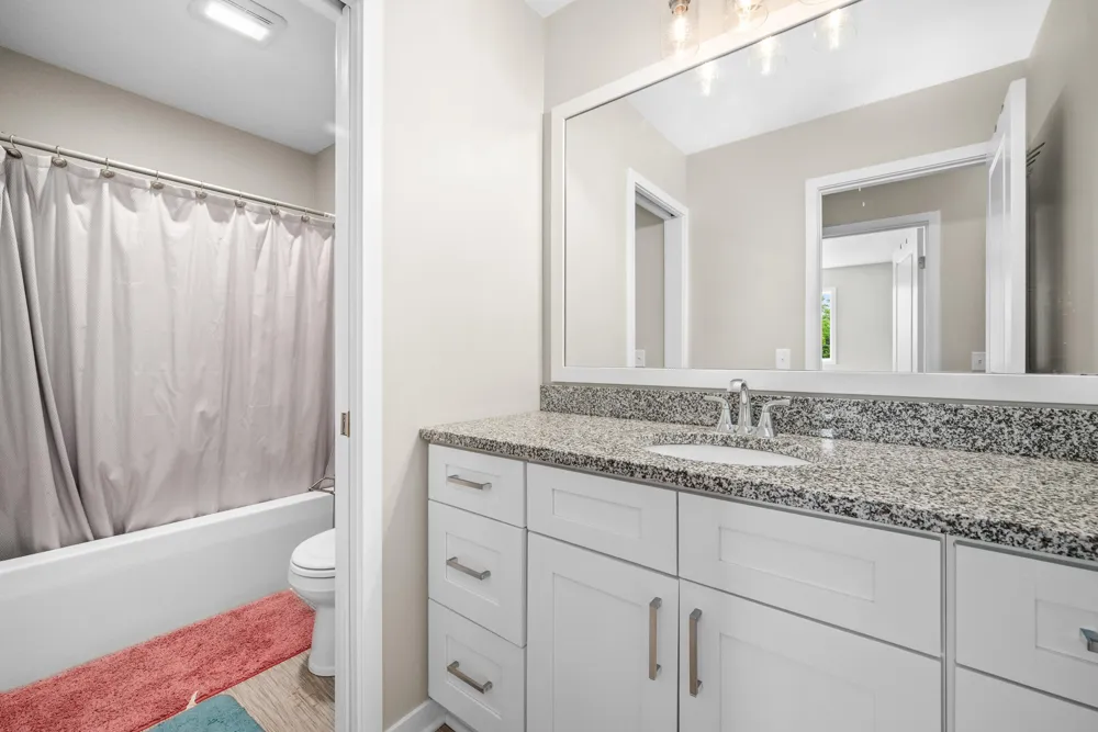 747 Butternut Drive Holland Charter Township, MI 49424
