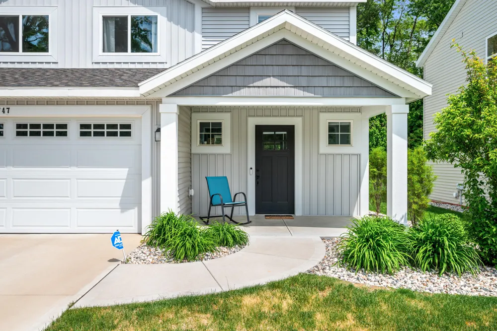 747 Butternut Drive Holland Charter Township, MI 49424