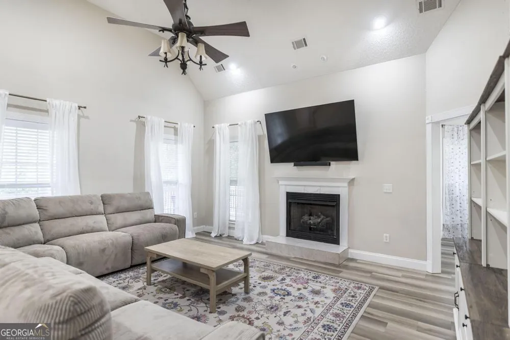 211 Cade TER Warner Robins, GA 31088