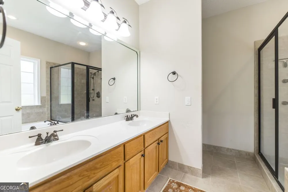 211 Cade TER Warner Robins, GA 31088