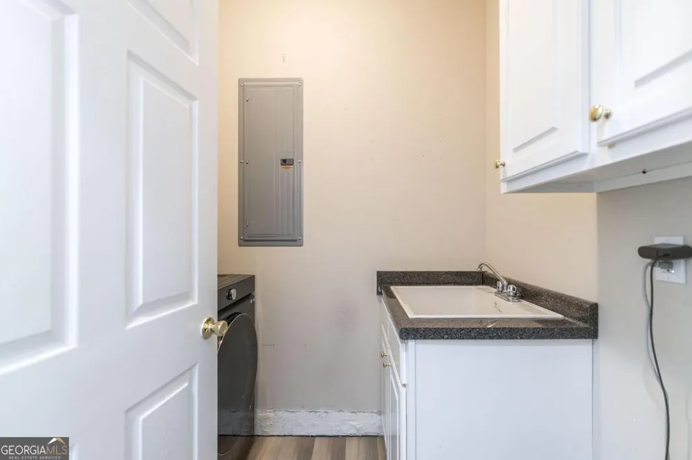 211 Cade TER Warner Robins, GA 31088