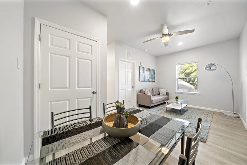808 Sealy Street #B Galveston, TX 77550