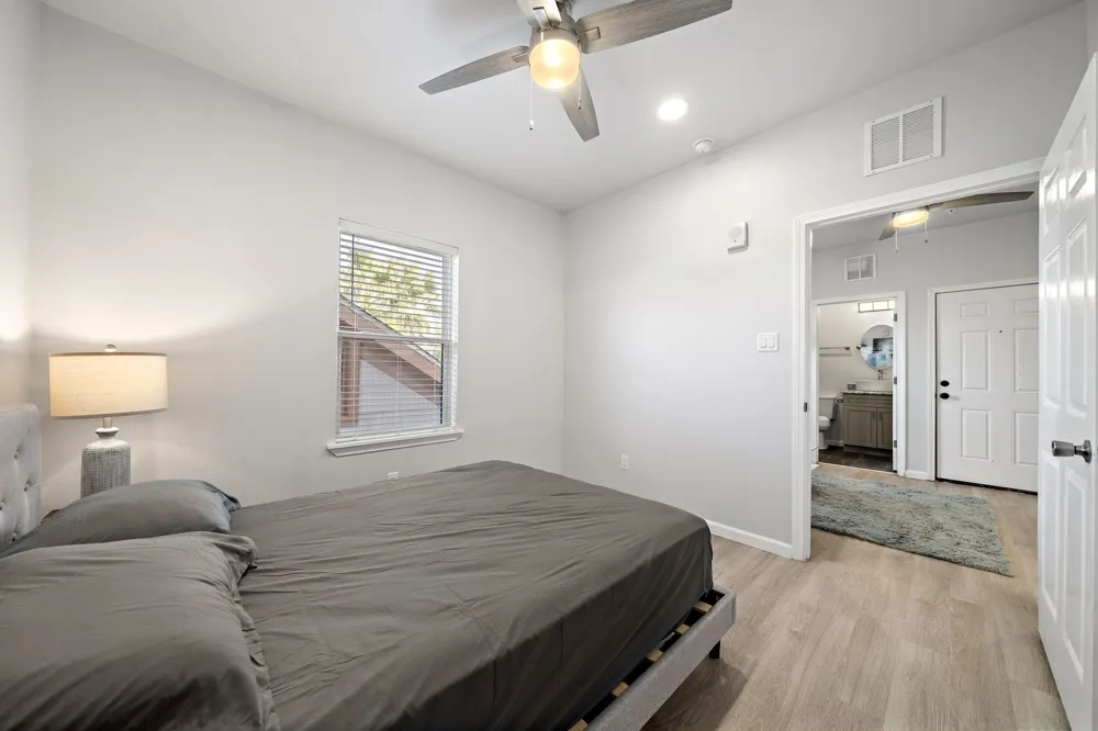 808 Sealy Street #B Galveston, TX 77550