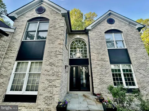 106 BASSATT DRIVE