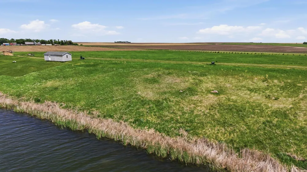 116 EULA MAE WOODWARD PARKWAY SW Milnor, ND 58060