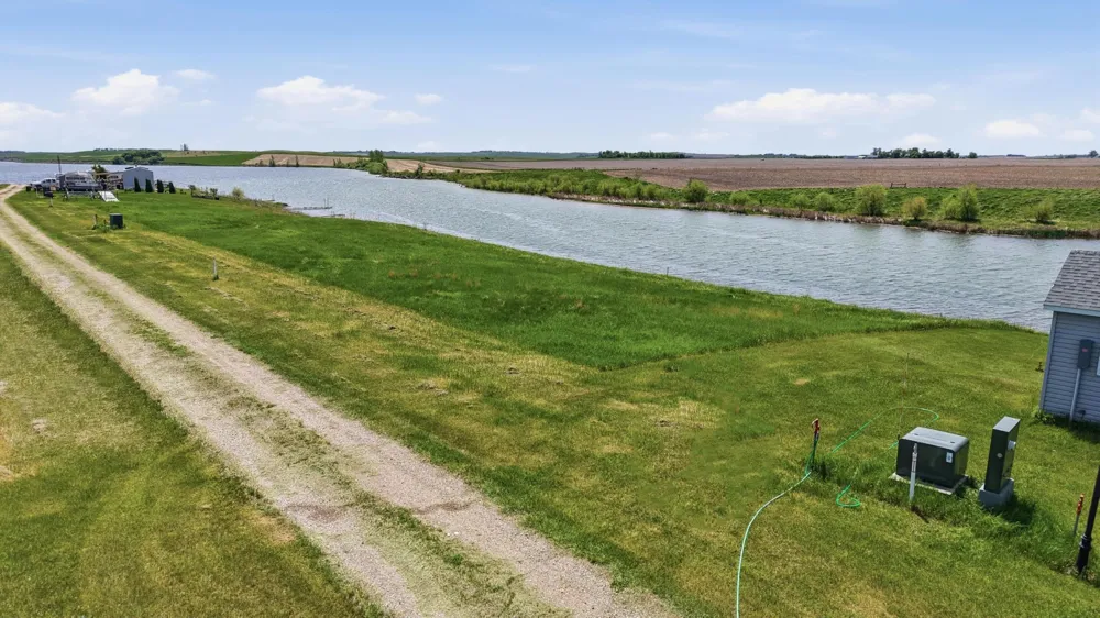 116 EULA MAE WOODWARD PARKWAY SW Milnor, ND 58060