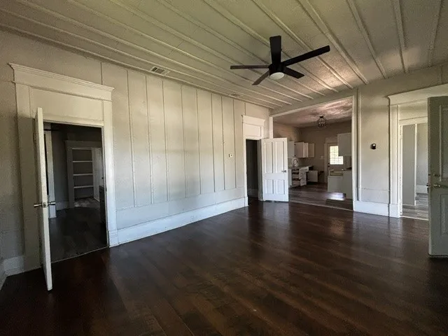 515 15th Street SW Mineral Wells, TX 76067