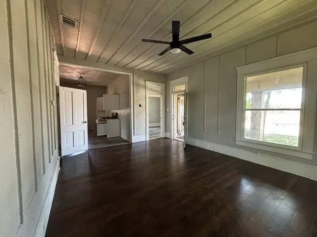 515 15th Street SW Mineral Wells, TX 76067