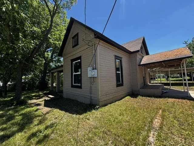 515 15th Street SW Mineral Wells, TX 76067