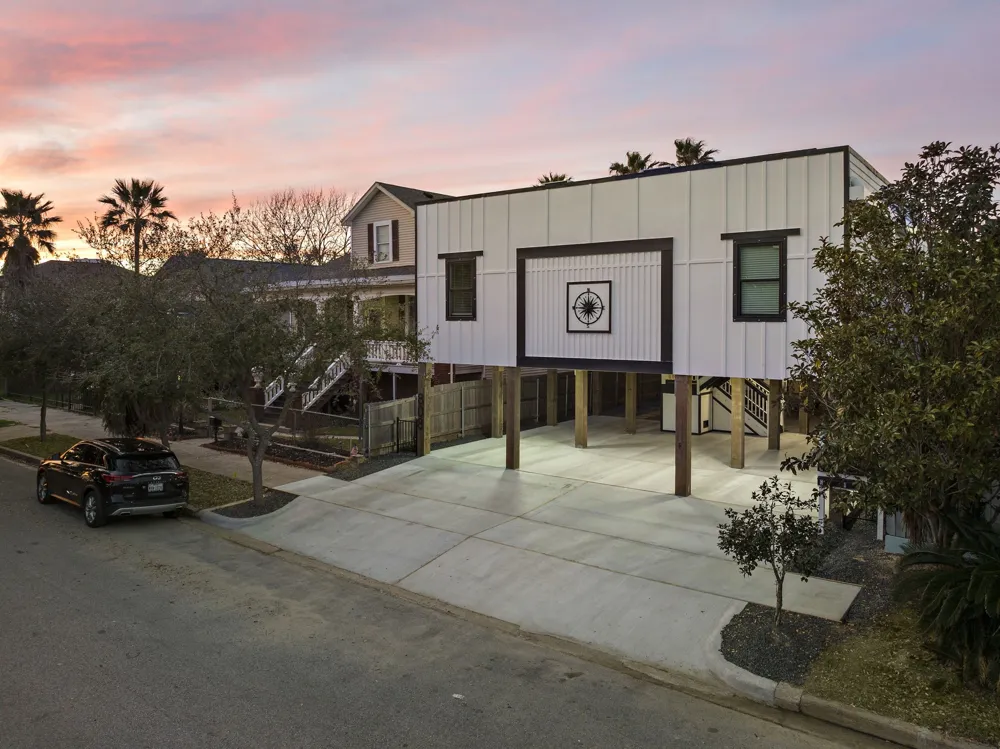 808 Sealy Street #E Galveston, TX 77550