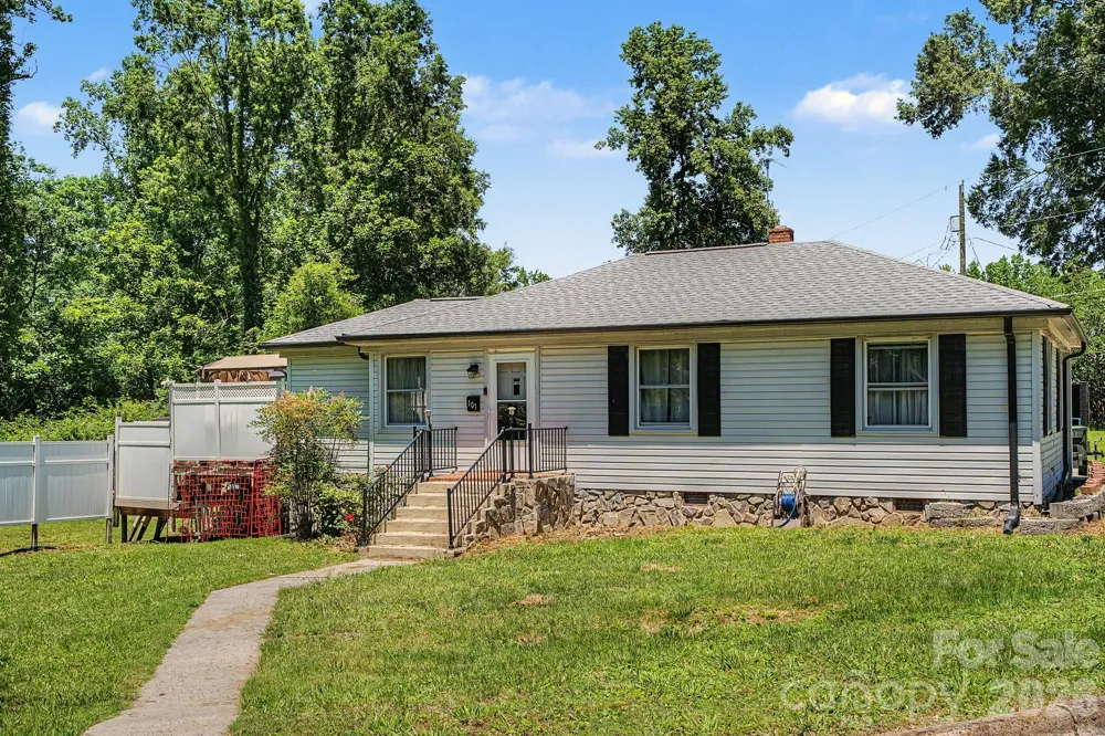 101 Charles Street Cherryville, NC 28021