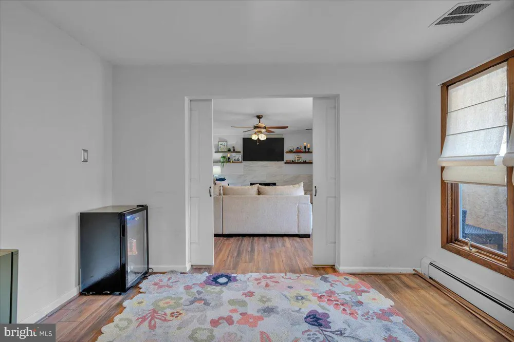 176 CENTURA Cherry Hill, NJ 08003