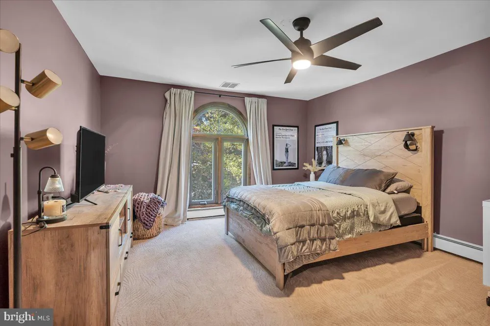 176 CENTURA Cherry Hill, NJ 08003