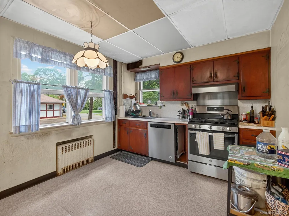 125 Wayne Avenue Suffern, NY 10901