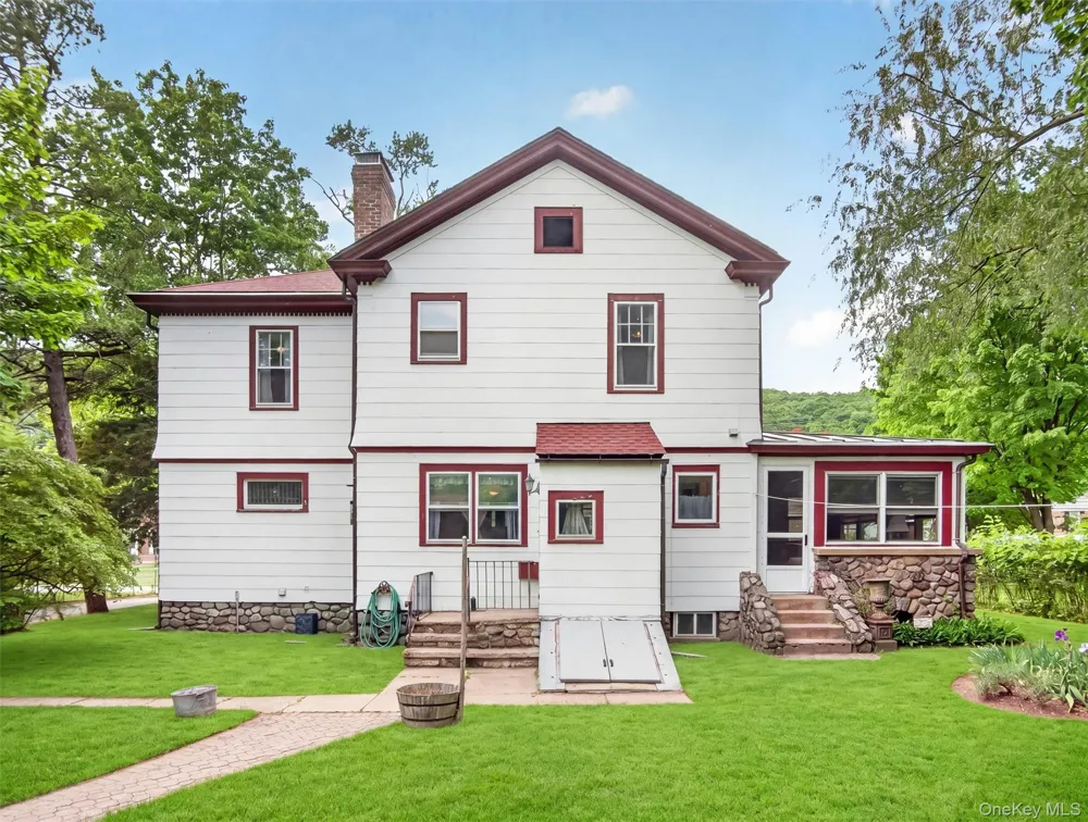 125 Wayne Avenue Suffern, NY 10901