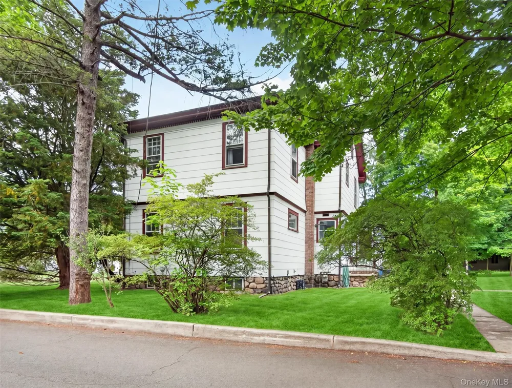 125 Wayne Avenue Suffern, NY 10901