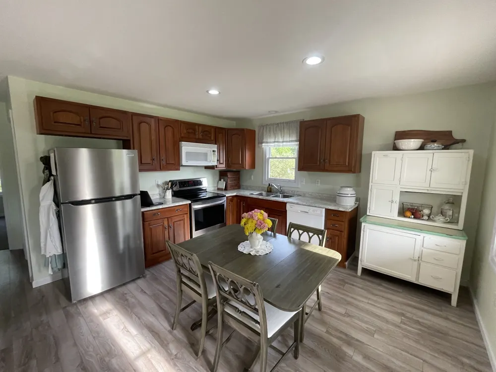 105 General Ave Centerville, TN 37033