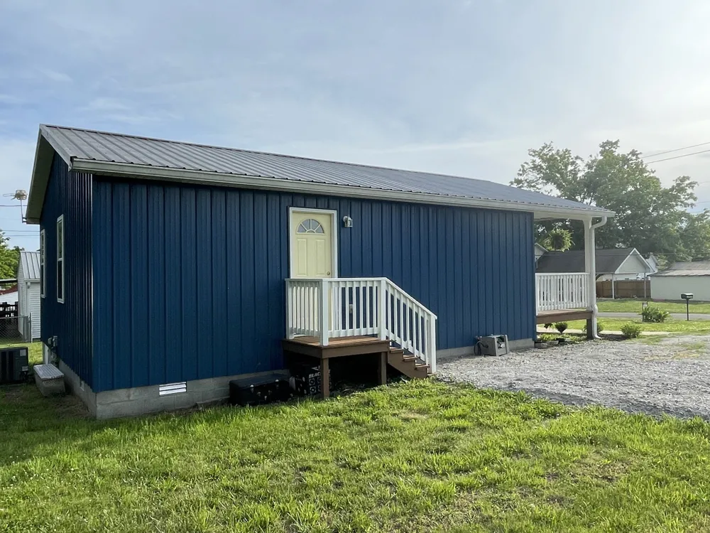 105 General Ave Centerville, TN 37033