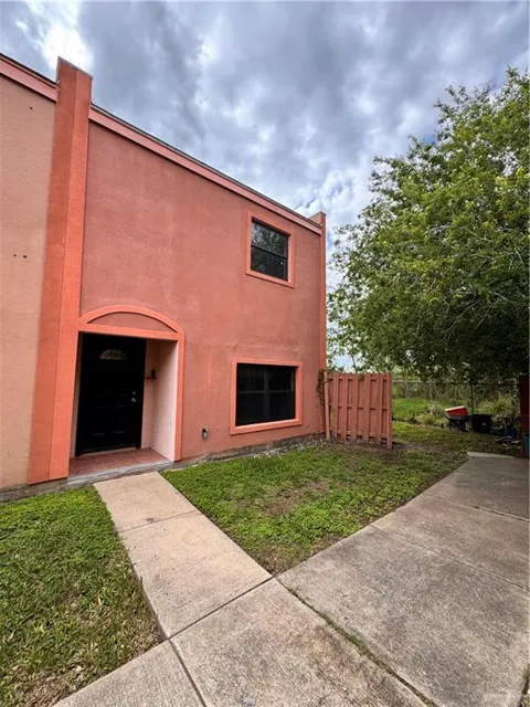 815 E Sugarcane Drive #E4