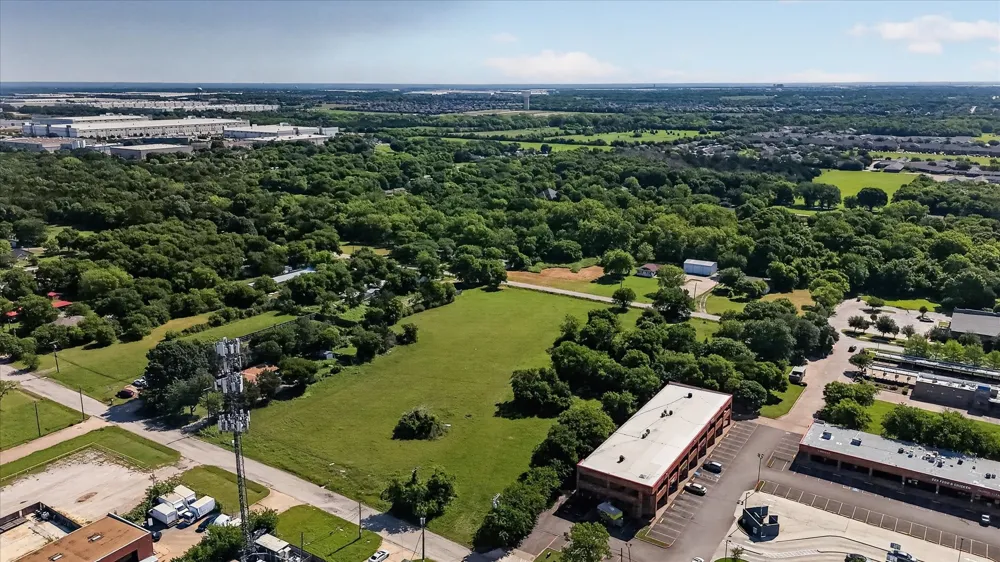 1426 IDLEWILD LANE Lancaster, TX 75134