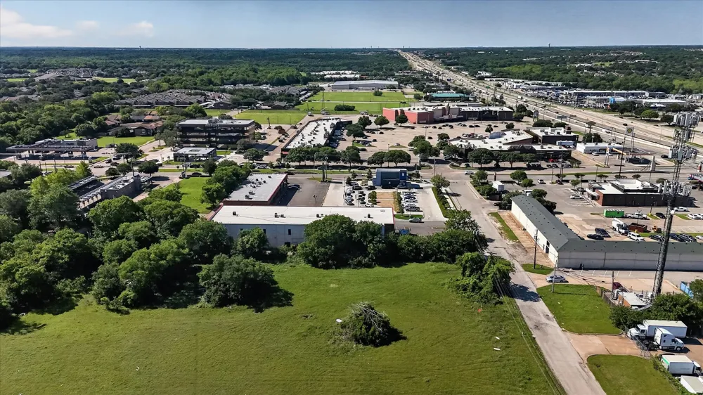 1426 IDLEWILD LANE Lancaster, TX 75134