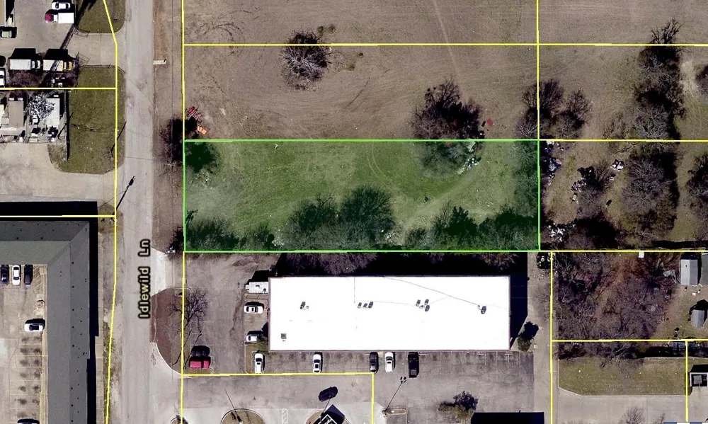 1426 IDLEWILD LANE Lancaster, TX 75134