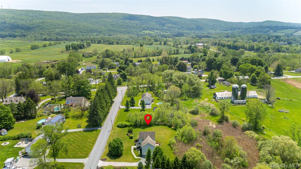 20 Lime Ridge Road Poughquag, NY 12570