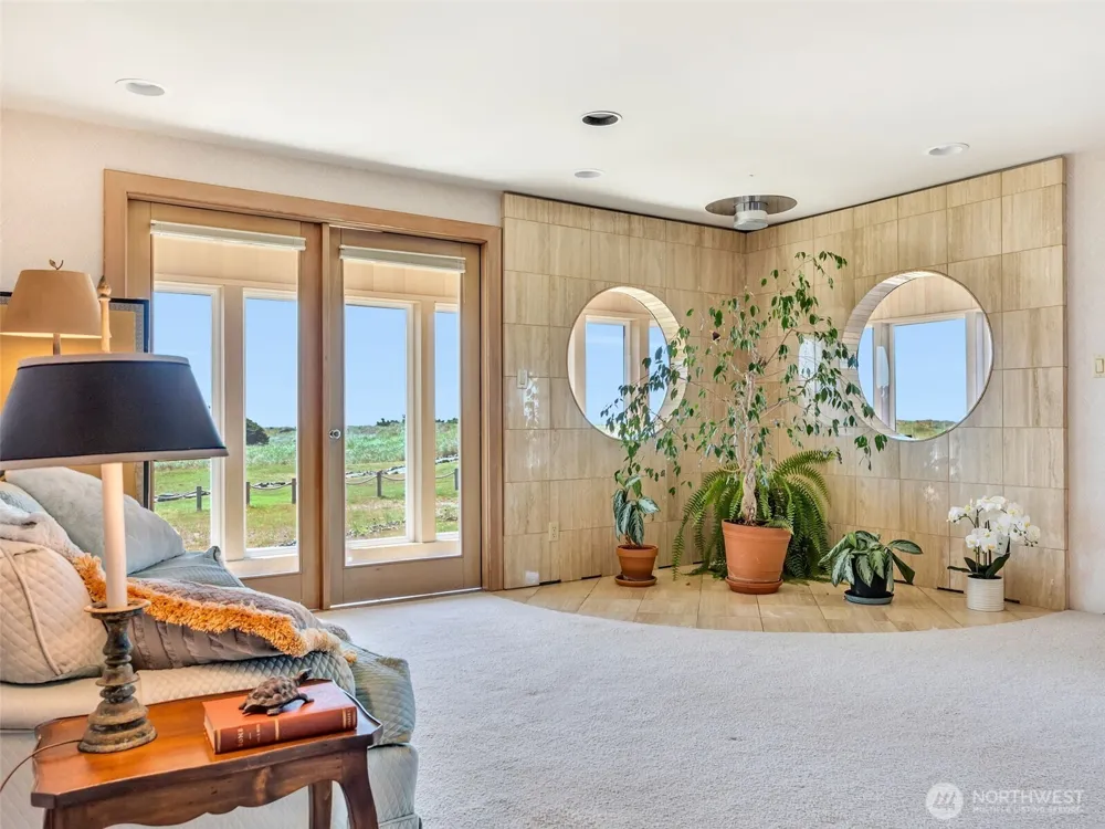 35601 G STREET #1 Ocean Park, WA 98640
