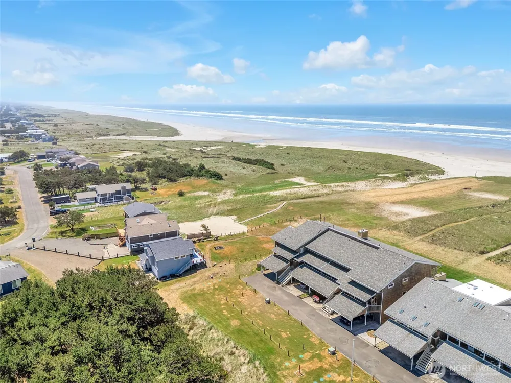 35601 G STREET #1 Ocean Park, WA 98640