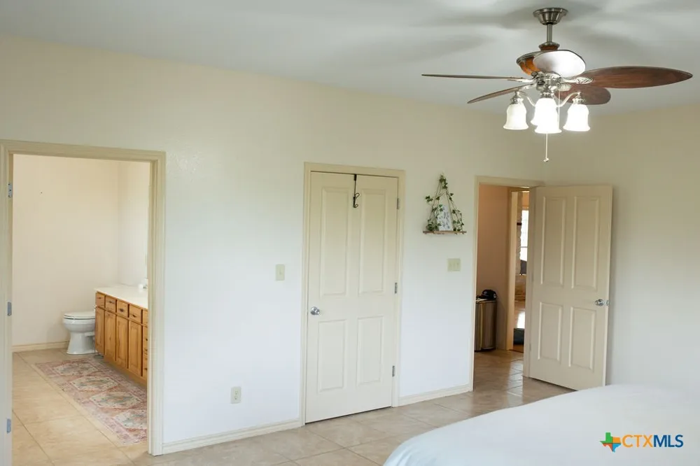 3240 Concrete Edgar Rd Cuero, TX 77954