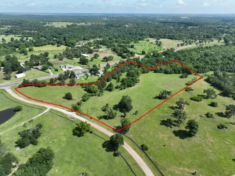 8566 Equestrian Lane