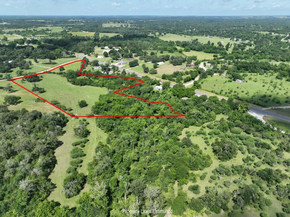 8566 Equestrian Lane Washington, TX 77880