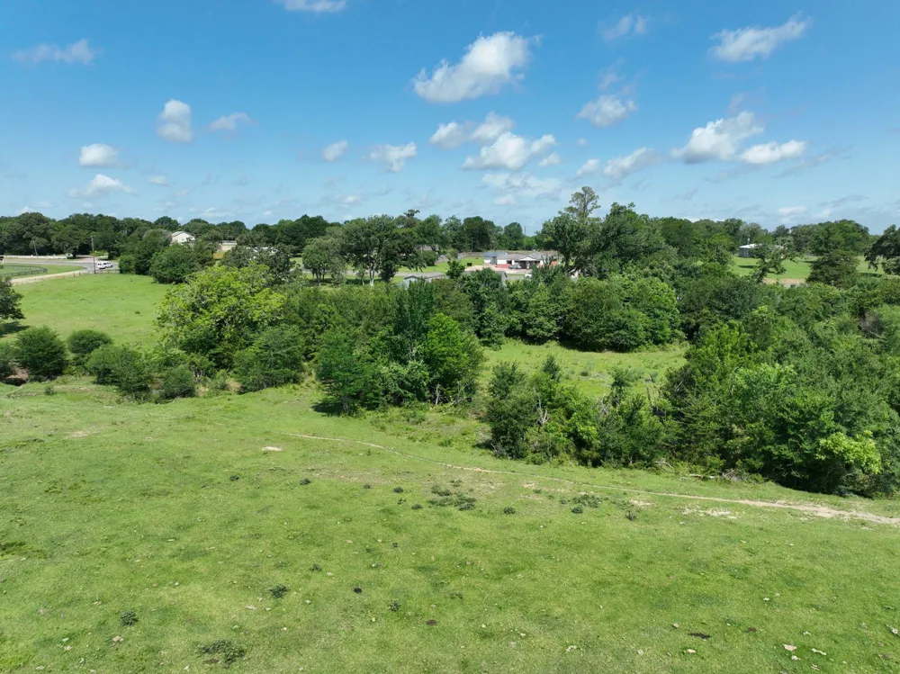 8566 Equestrian Lane Washington, TX 77880
