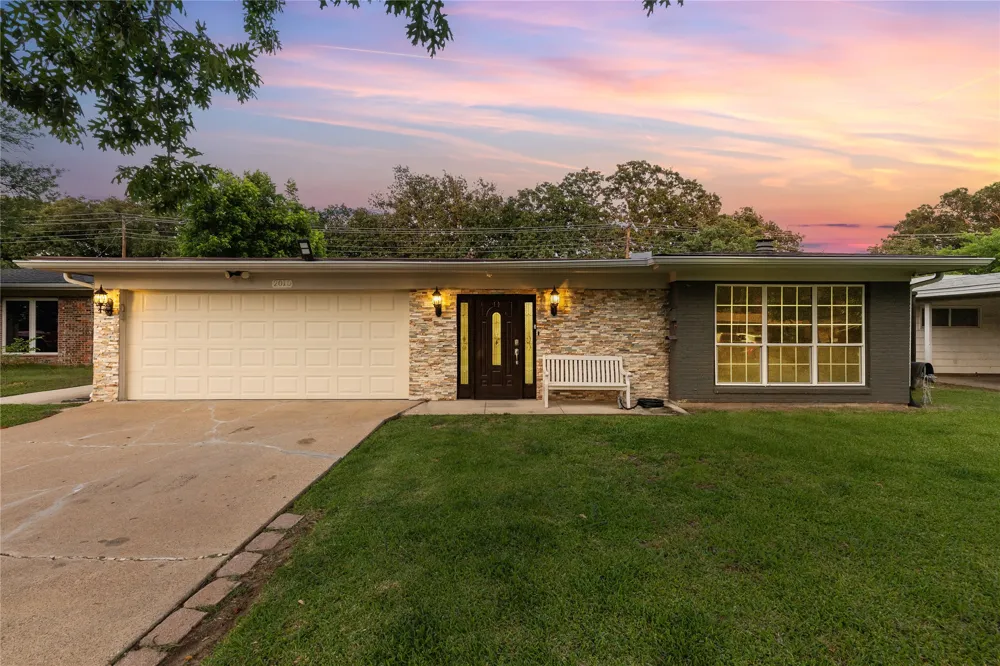 2010 William Brewster Street Irving, TX 75061