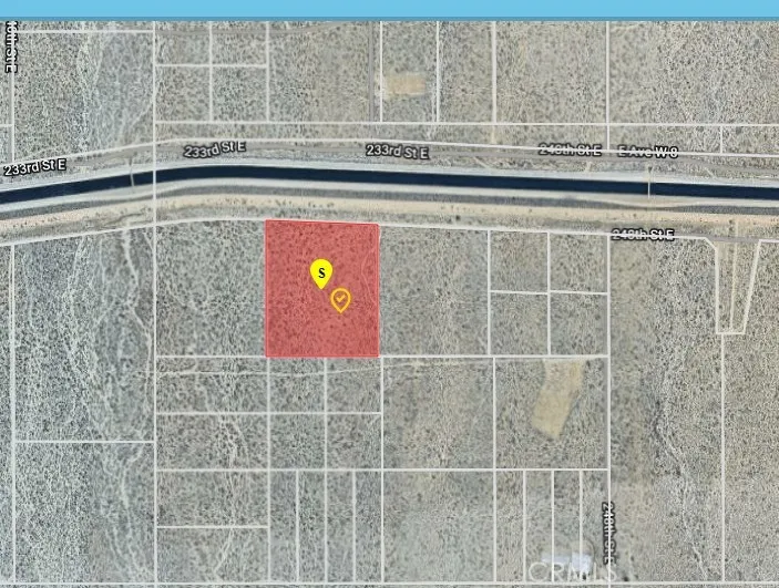 27 248th Llano, CA 93544